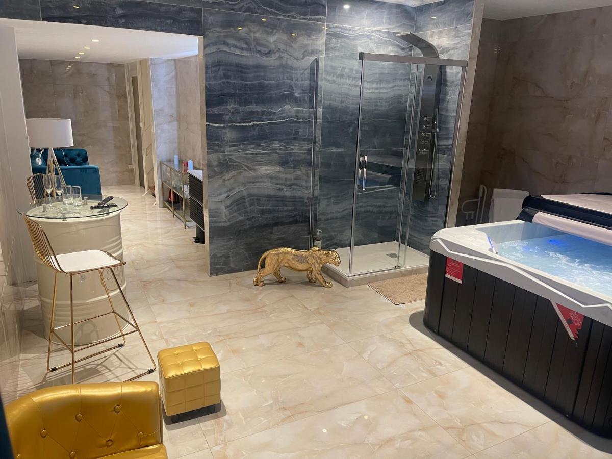 Appartamento Golden Junior - Jacuzzi Rouen Esterno foto